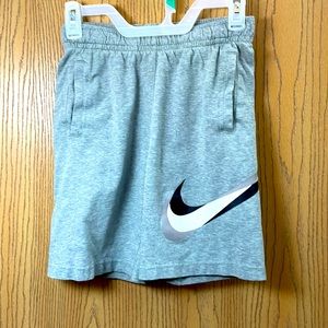 Nike Boys Shorts Sz Medium